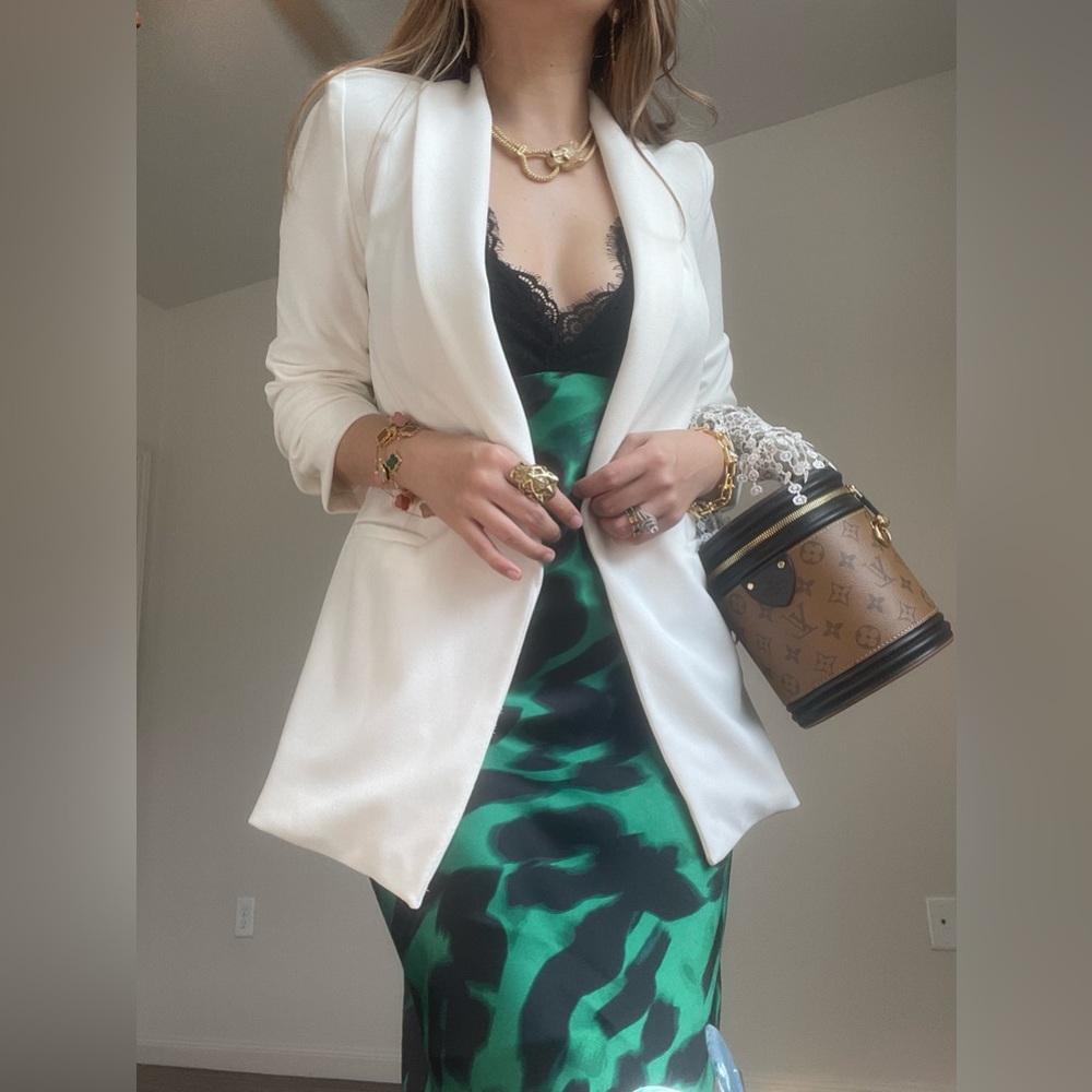 Fashion Nova white blazer
